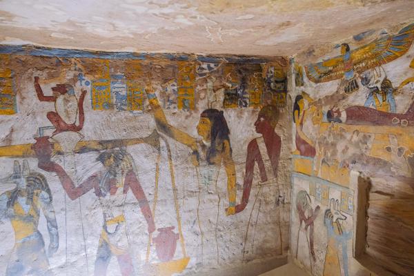 Bawiti, Egypt