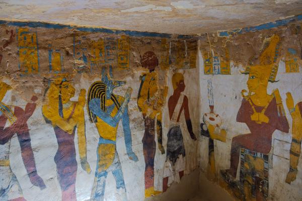 Bawiti, Egypt